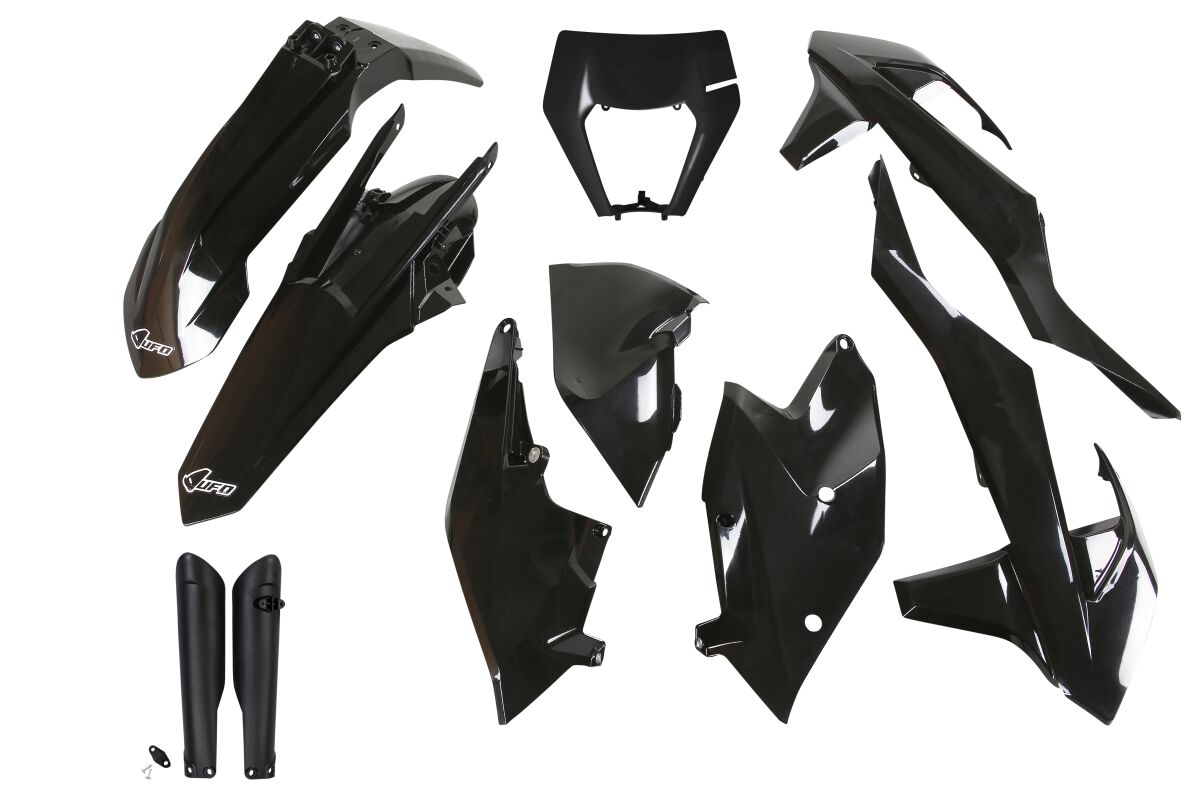 COMPLETE BODY KIT BLACK
