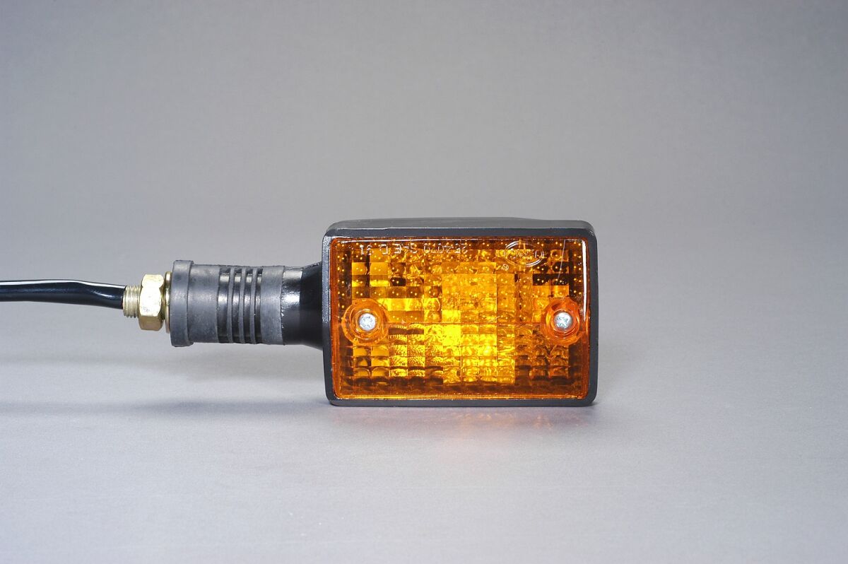TURN SIGNAL E-MARK AMBER