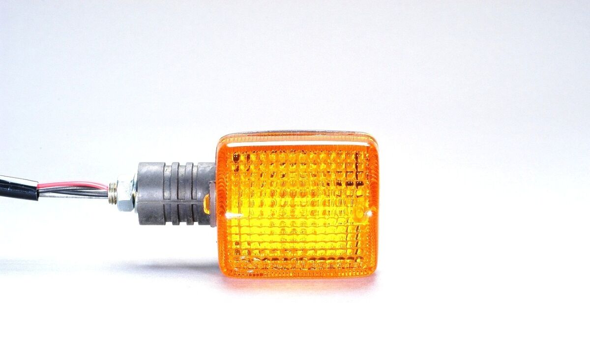 TURN SIGNAL E-MARK AMBER