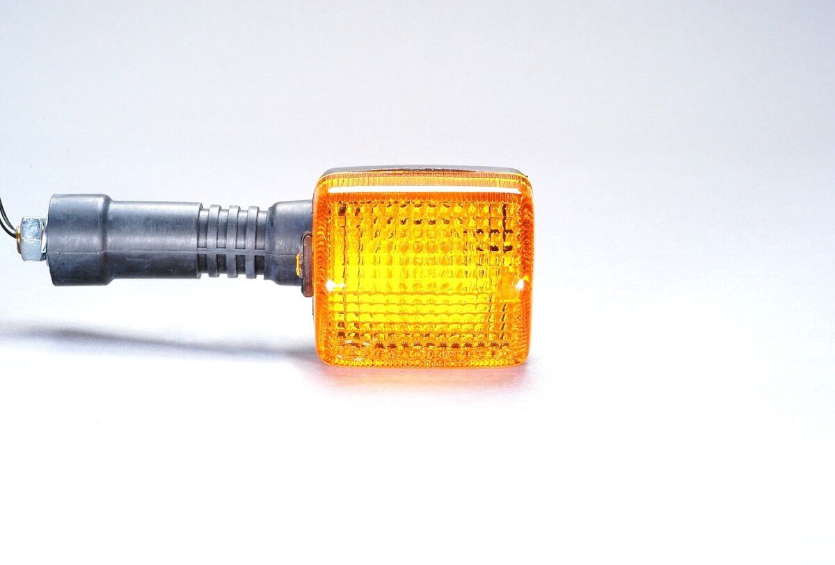 TURN SIGNAL E-MARK AMBER