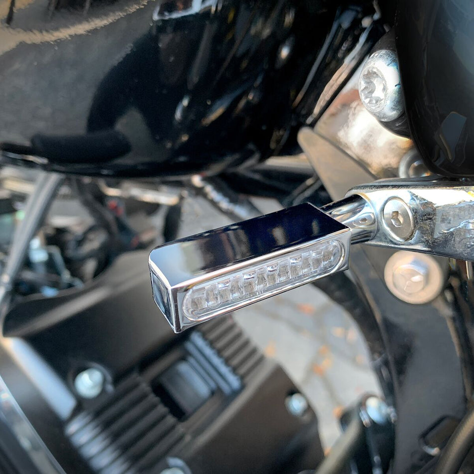 Turn-Signal 3-in-1 BLOKK-Line LED w/Position Light Chrome