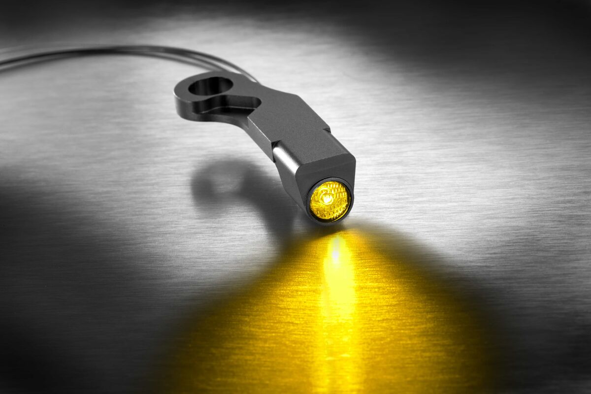 INDICATOR LED LH DASH A HD SOFTAIL