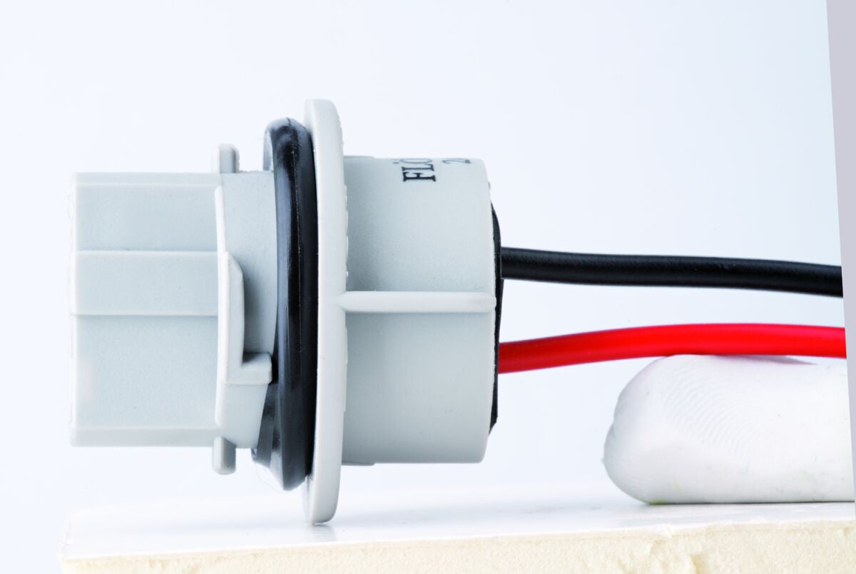 SOCKET FOR W3X16Q GLASS WEDGE BULB  WITH CABLE