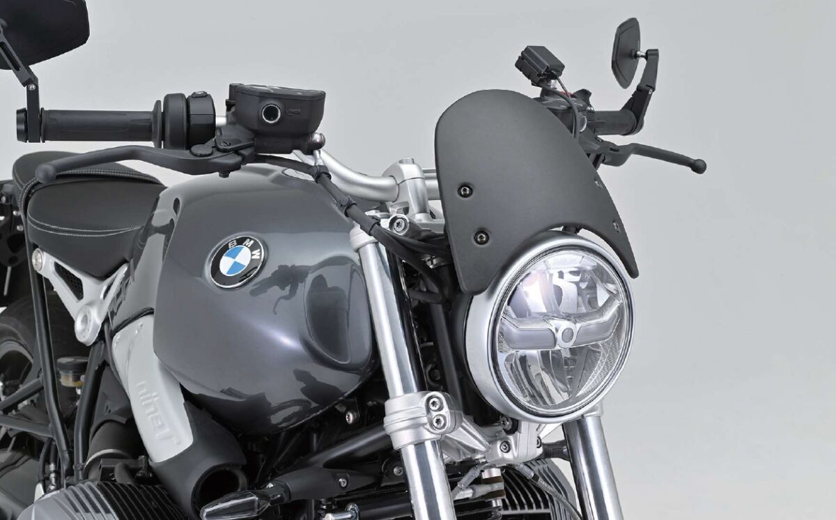 METER VISOR & BRACKET SET BMW