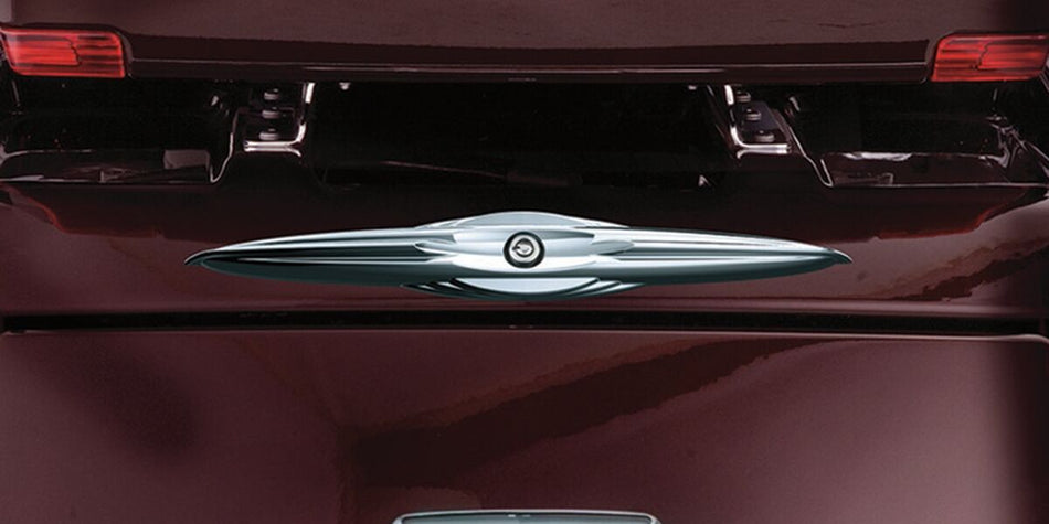 TRUNK LATCH ACCENT FOR TRIKES CHROME