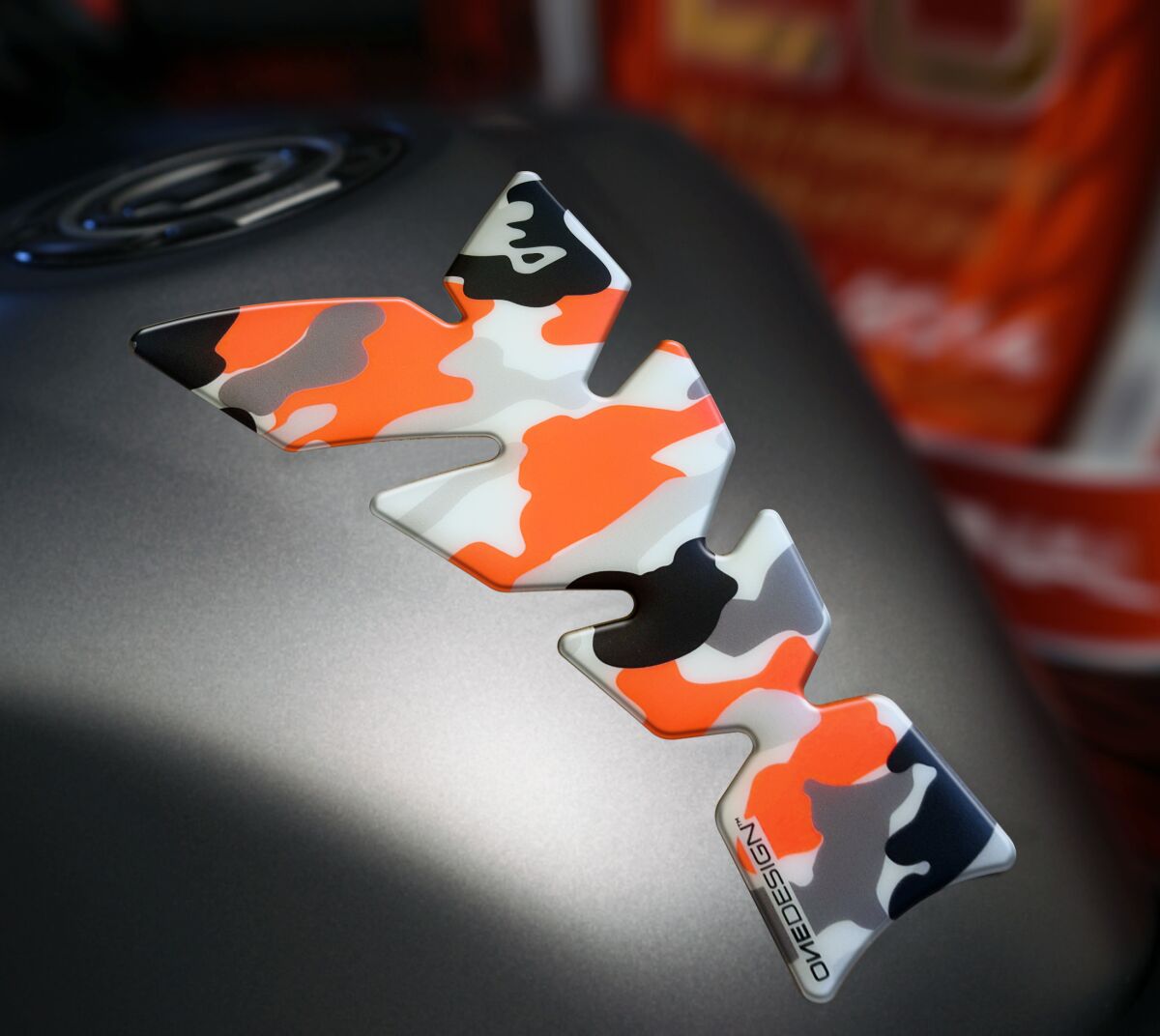 TANKPAD MOON CAMO OR FLUO