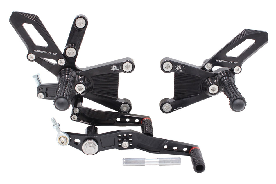 Yamaha R9 (2025–) rear set