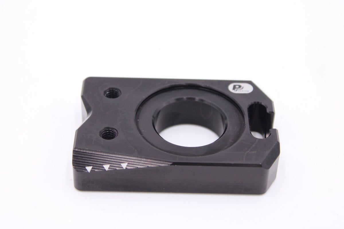 Right side of Chain adjuster